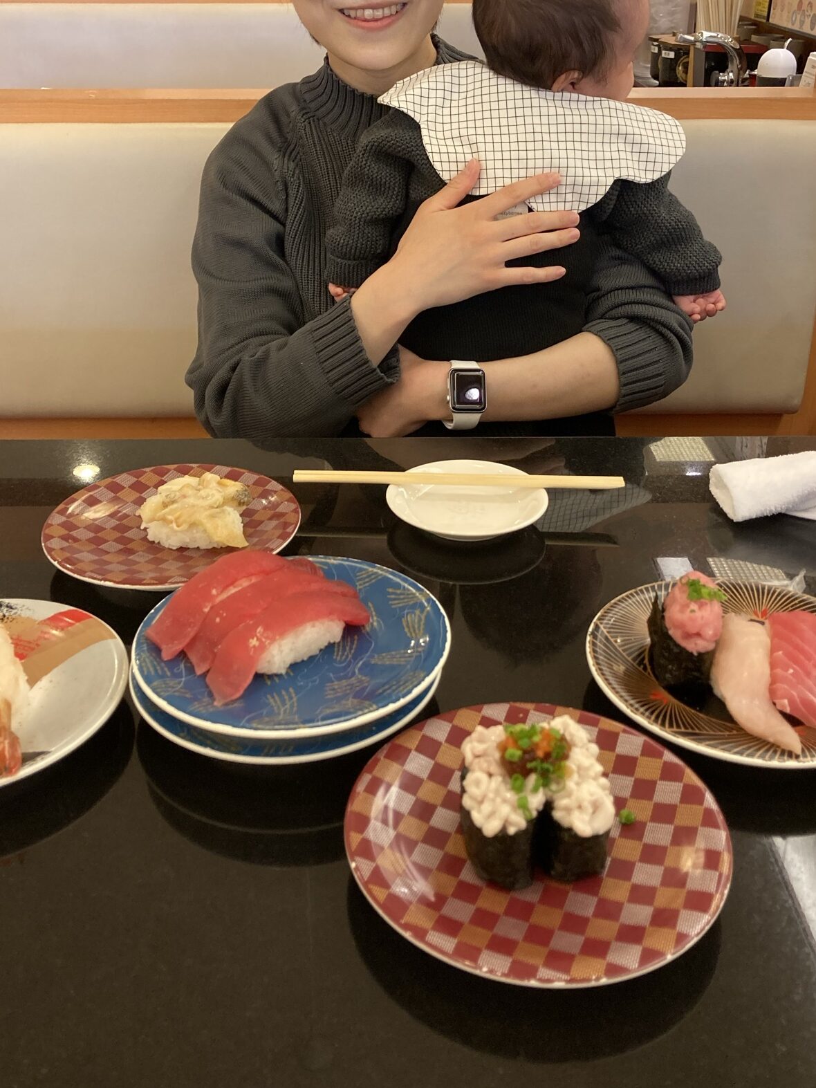 小樽のお寿司屋さん和楽小樽店での食事の様子