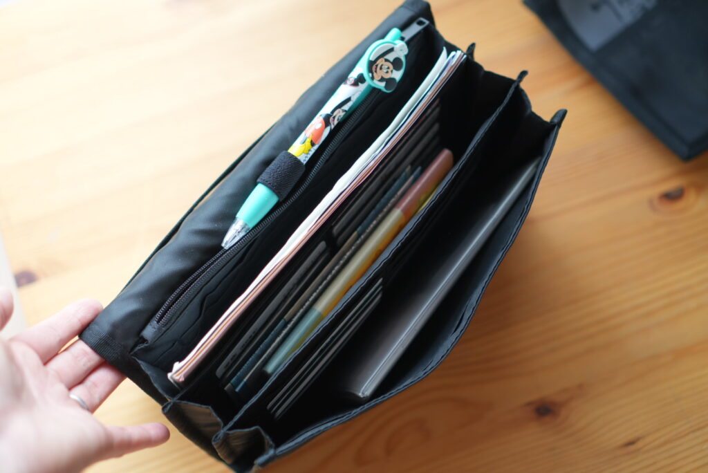 無印良品の母子手帳ケースの写真