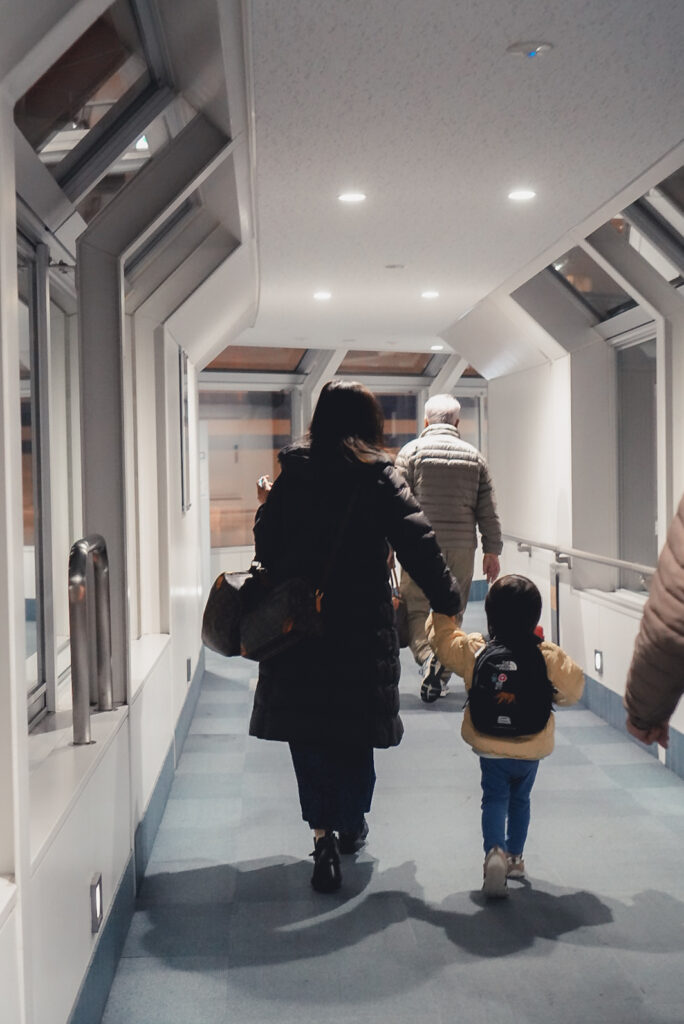 苫小牧西港フェリーターミナル