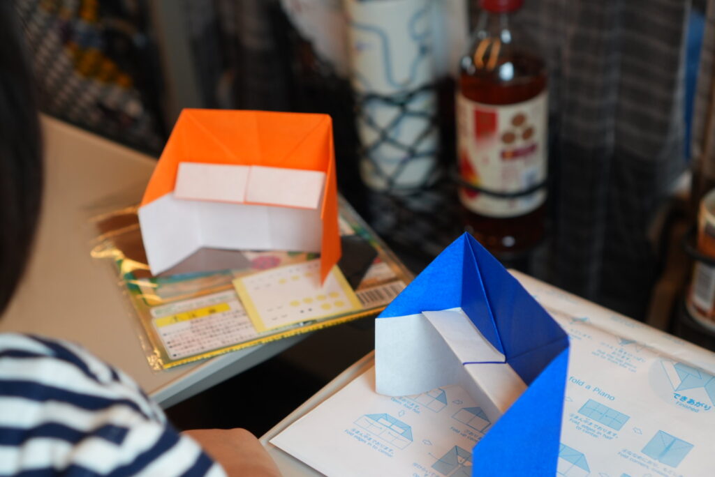 100円ショップで購入した折り紙