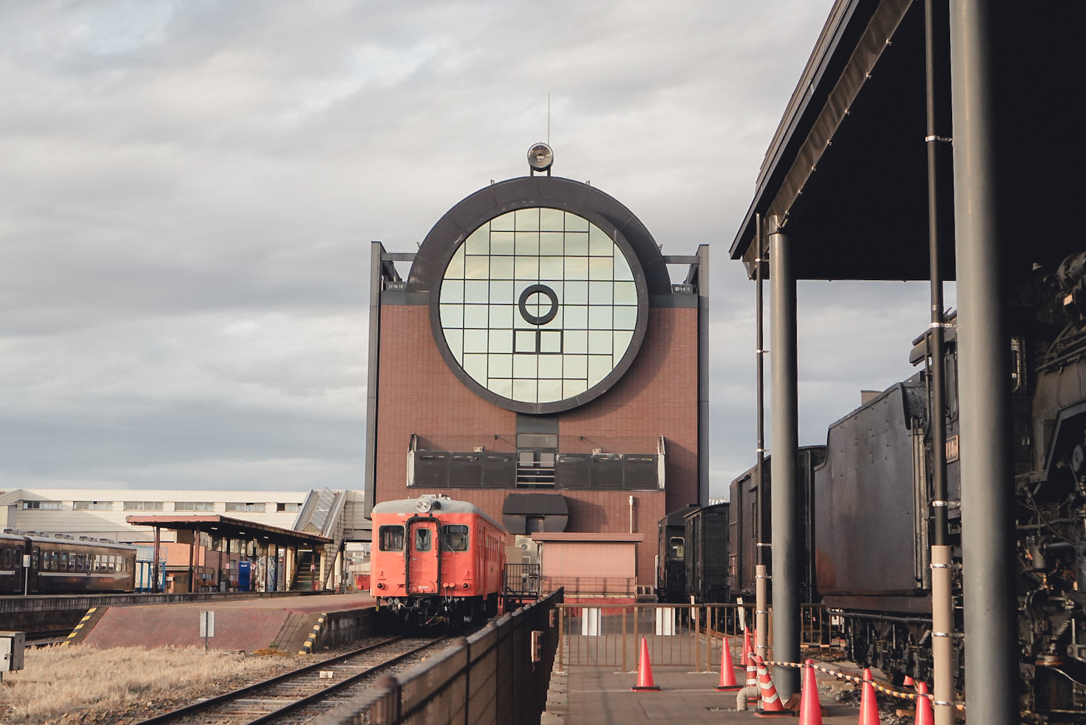 【栃木県真岡市】3歳子連れで真岡駅を満喫｜無料の子ども広場とSLキューロク館レポ